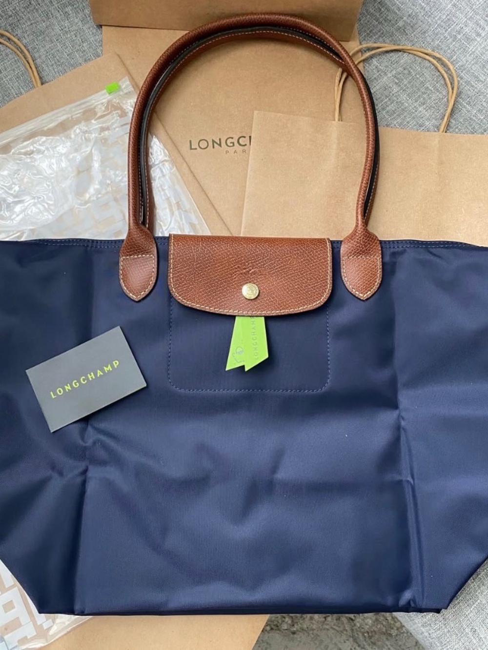New Large Longchamp - Picture 2 of 5